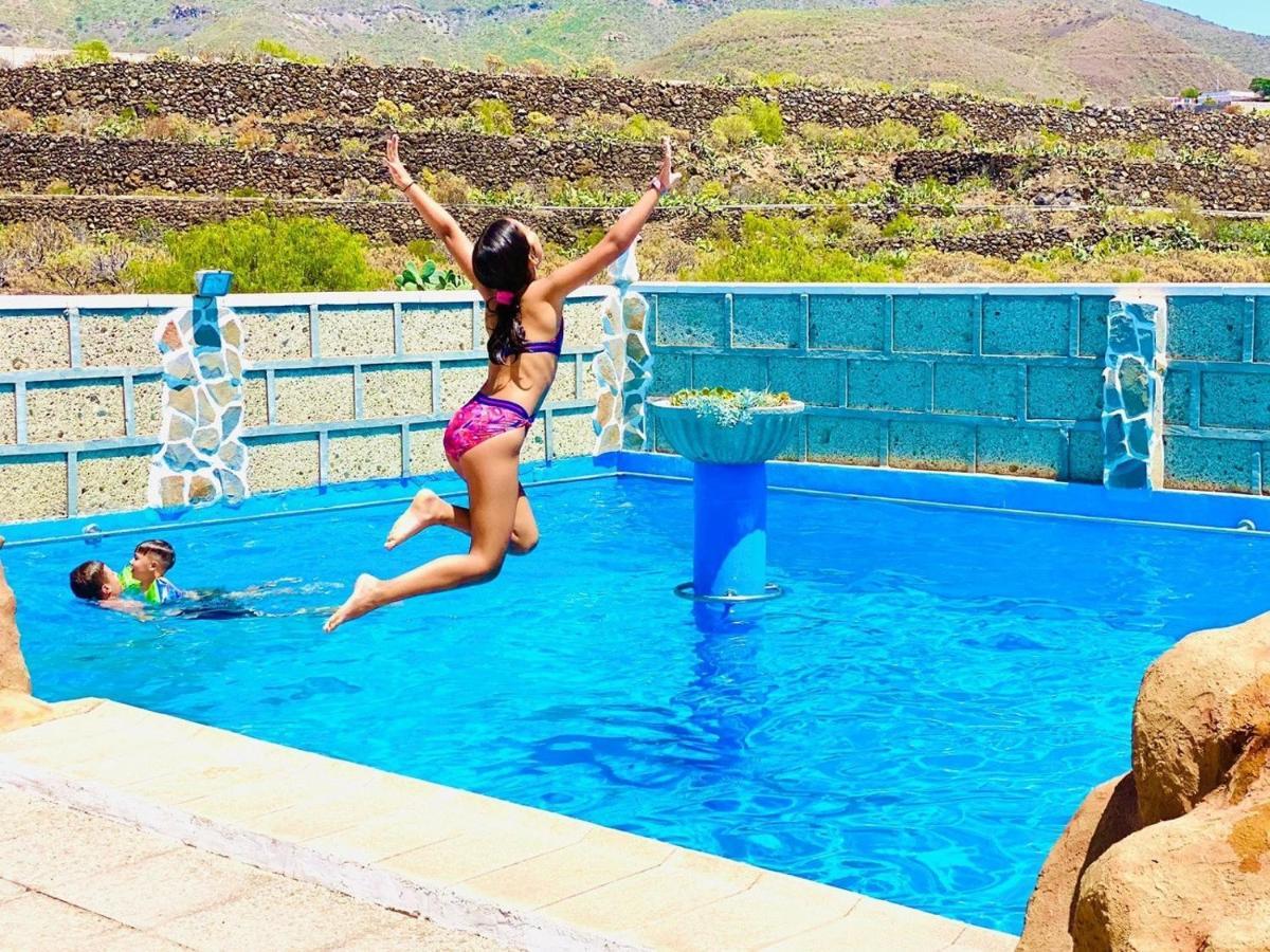 Lykke Suite Spa Sauna Piscina Y Jardin Buzanada 外观 照片