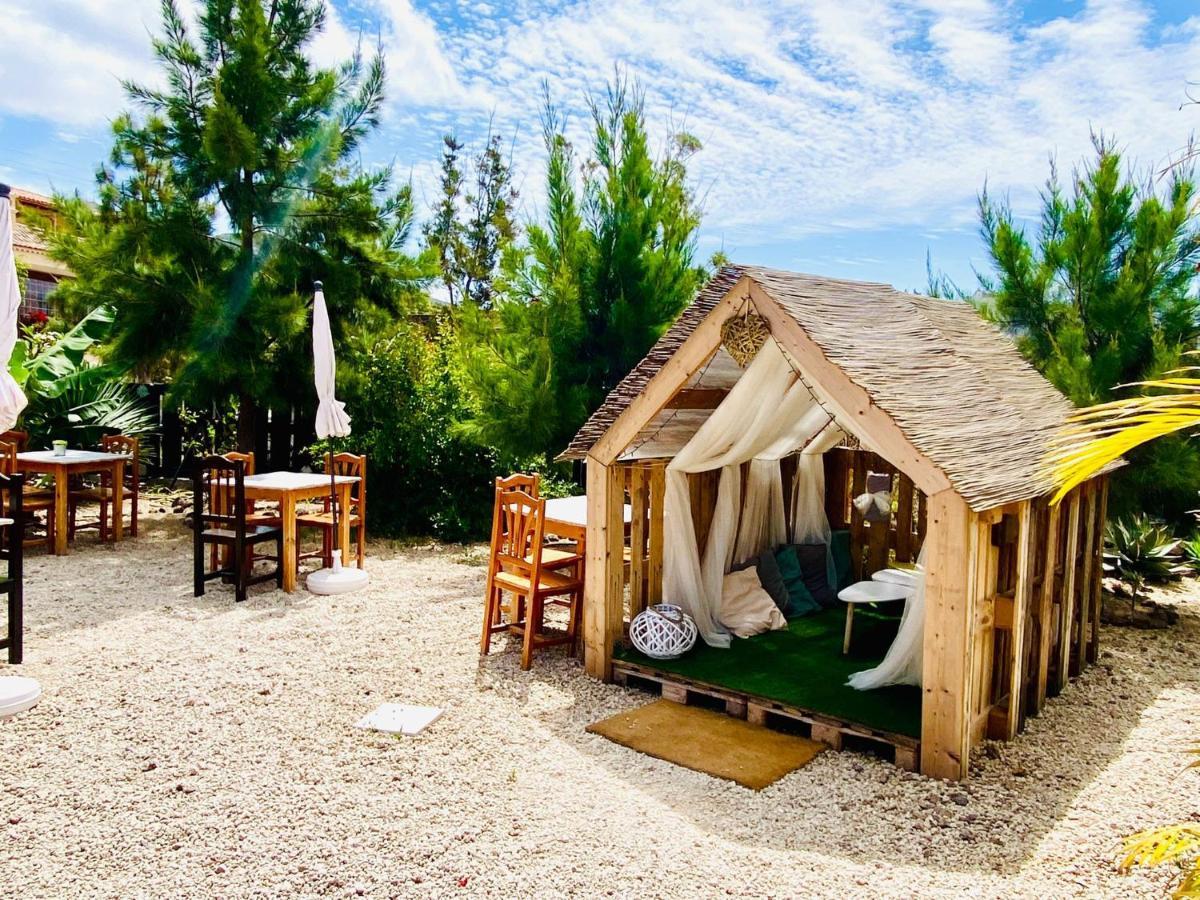 Lykke Suite Spa Sauna Piscina Y Jardin Buzanada 外观 照片