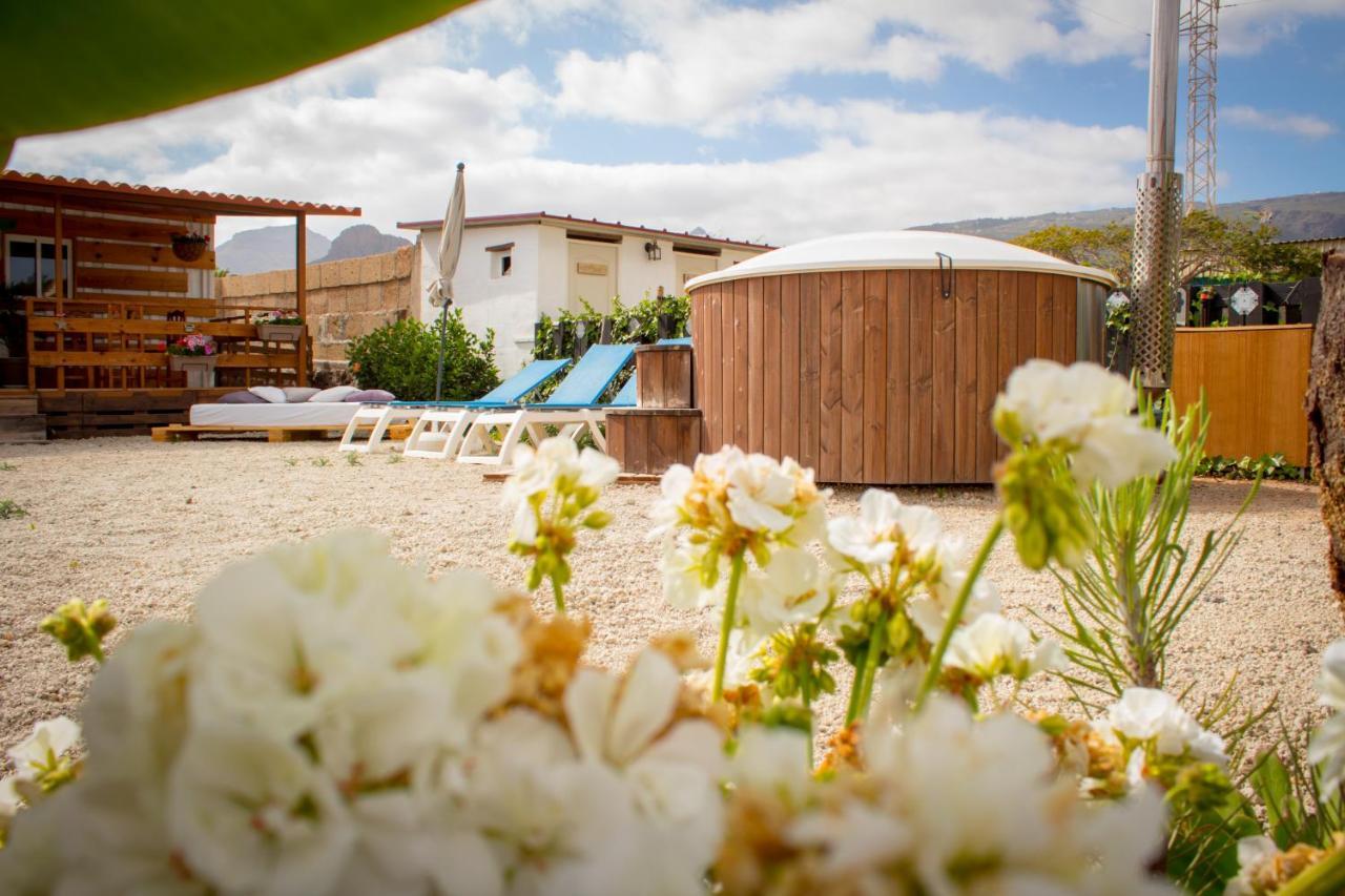 Lykke Suite Spa Sauna Piscina Y Jardin Buzanada 外观 照片