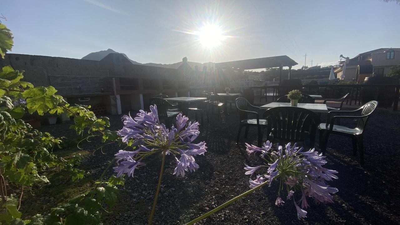 Lykke Suite Spa Sauna Piscina Y Jardin Buzanada 外观 照片
