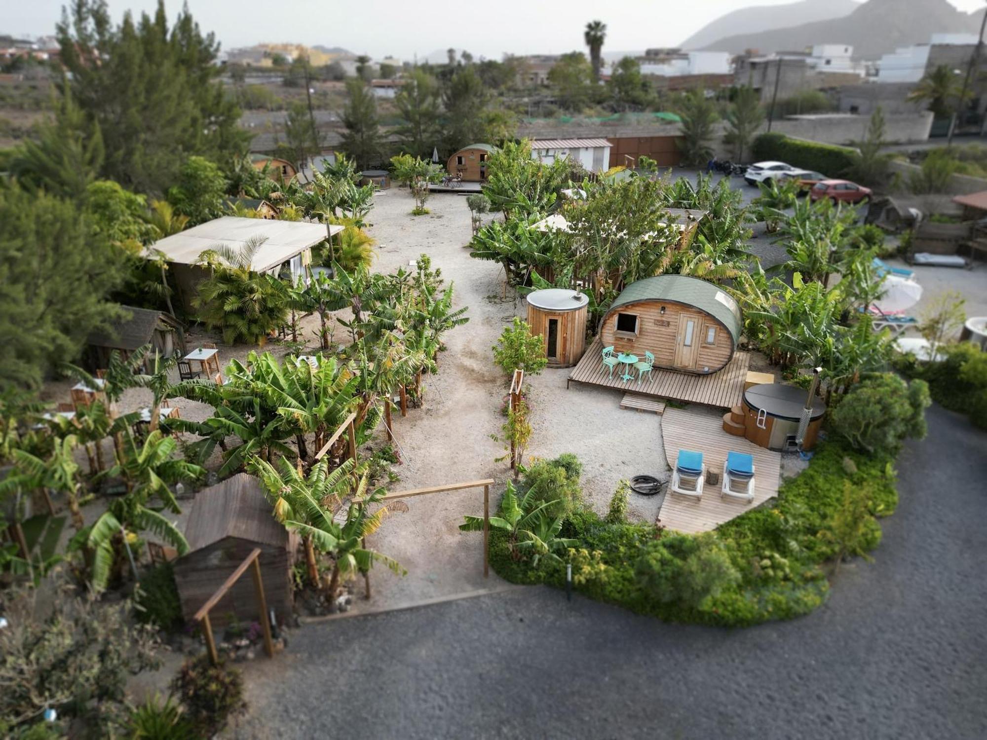 Lykke Suite Spa Sauna Piscina Y Jardin Buzanada 外观 照片